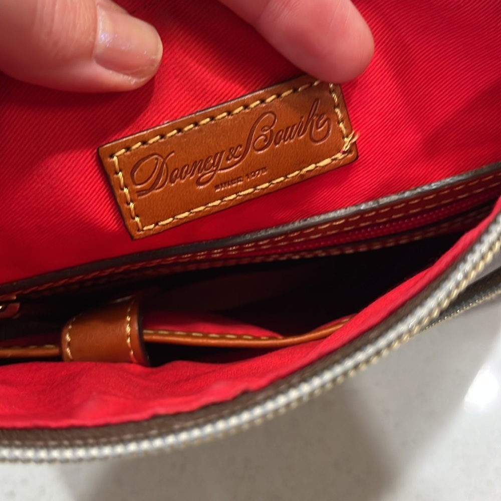 Dooney & Bourke Gray Crossbody Bag with Brown Trim - Picture 4 of 10